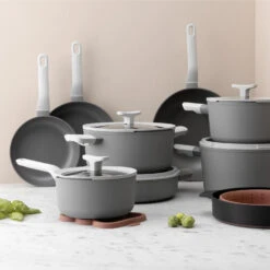 Berghoff Leo Kookpan Met Deksel Shadow 24 Cm 11 Berghoff Leo Kookpan Met Deksel Shadow 24 Cm -Default Template 2 101 0168 5 1 1