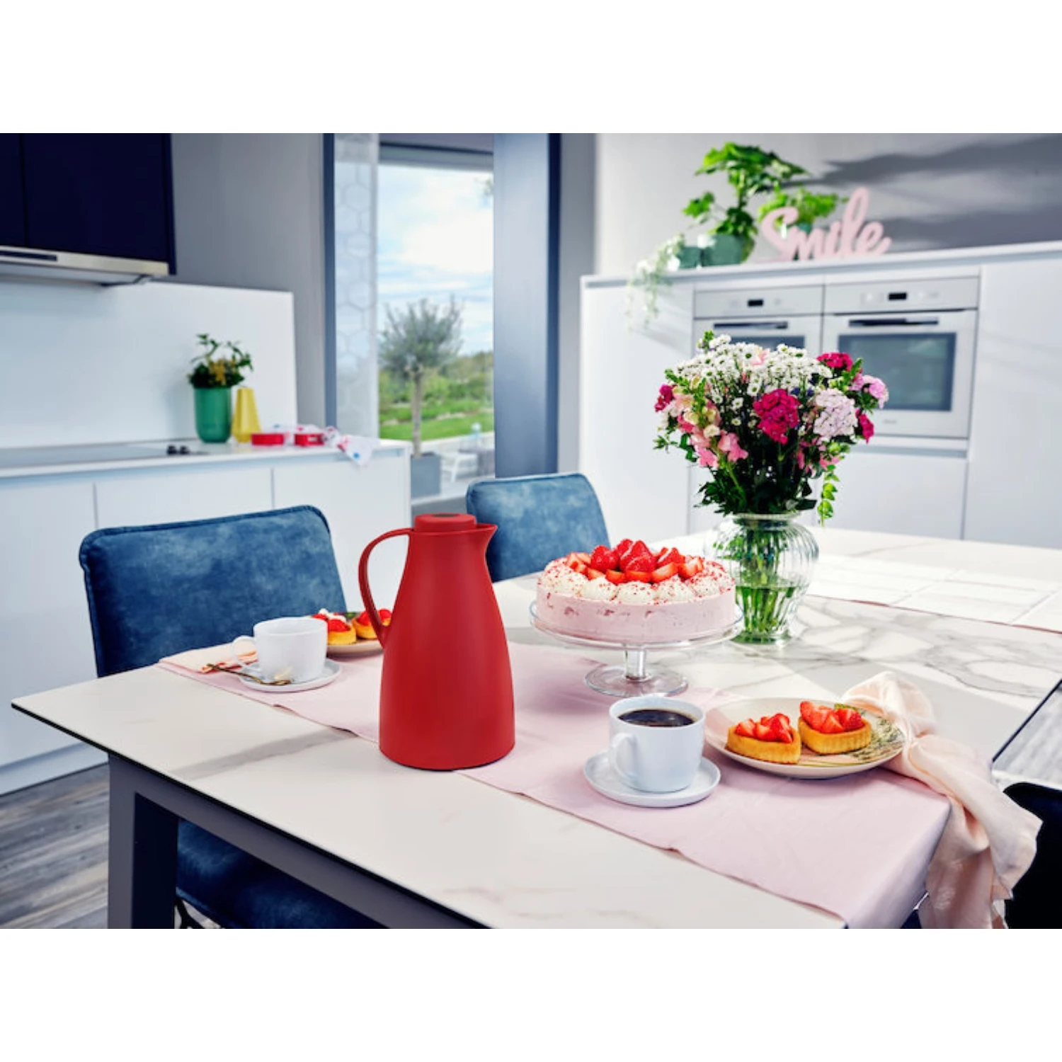 Leifheit Harmonic Isoleerkan 1.0 L Donkerrood 4 Leifheit Harmonic Isoleerkan 1.0 L Donkerrood - Afbeelding 2